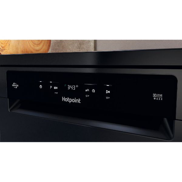 Picture of Hotpoint HFC3C26WCBUK Full Size Dishwasher in Black with Flexiload