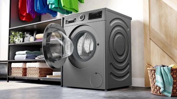 Bosch WGG244ZCGB 9kg 1400 Spin Washing Machine in Graphite_open door