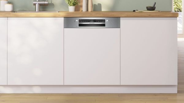 Bosch SMI2HTS02G Semi Integrated Dishwasher Stainless Steel_semi integrated view