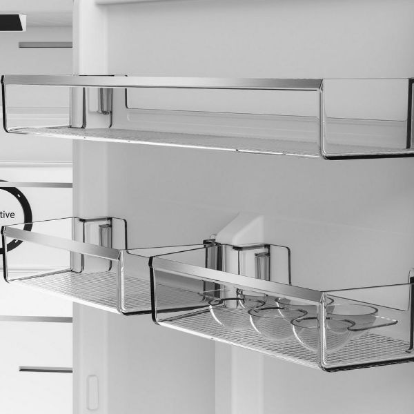 Blomberg VitaminCare+ KND24692V 59.7cm 50/50 Total No Frost Combi Fridge Freezer - White_shelves