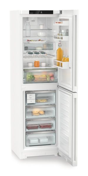 Liebherr CNc 5724 Plus NoFrost Combined Fridge Freezers with EasyFresh_interior