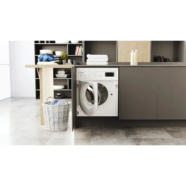 Hotpoint BI WMHG 91485 UK 9kg 1400 Spin Integrated Washing Machine_kitchen view