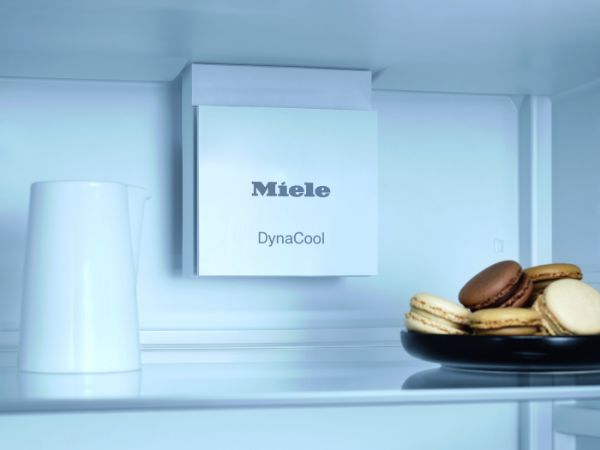 Miele KS 4383 DD Freestanding Fridge with DynaCool and DailyFresh in Silver_dynacool