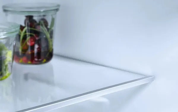 Miele K 7125 E Built in Fridge with LED lighting and SuperCool_shelf close up