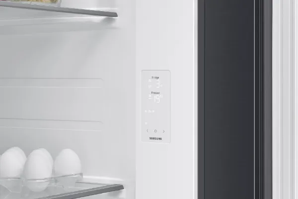 Samsung RS70F66KCFEU 91cm Side by Side American Fridge Freezer - Black_controls