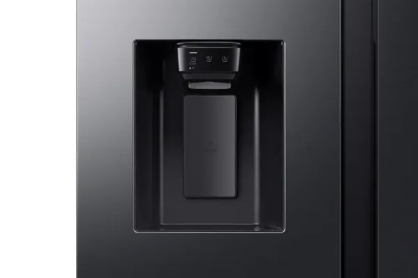 Samsung RS70F64KEFEU 91cm Side by Side American Fridge Freezer - Black_water dispenser