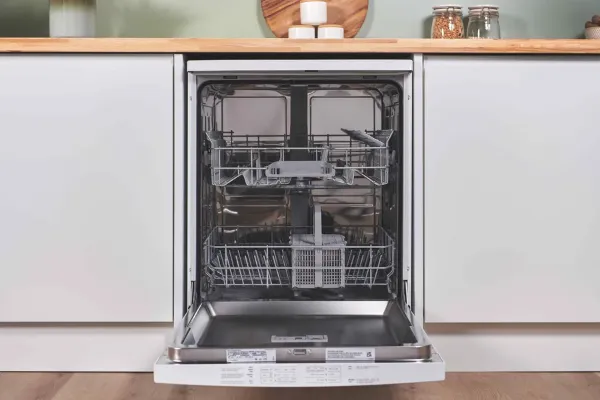Bosch SMS26AW08G 60cm Freestanding Dishwasher_door open