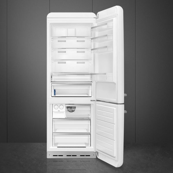 Smeg FAB38RWH6 70cm 50s Style Fridge Freezer Right Hand Hinge In White_open