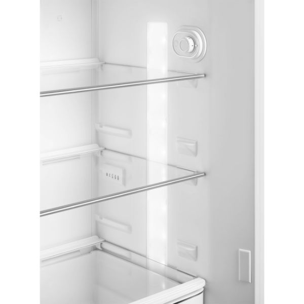 Smeg FAB30RSV5UK 60cm 50s Style Fridge Freezer Right Hand Hinge In Silver_insidemain