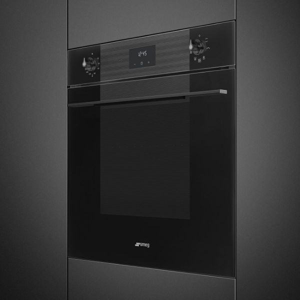 Smeg SF6100VB3 60cm Linea Multifunction Single Oven Midnight Black main 2