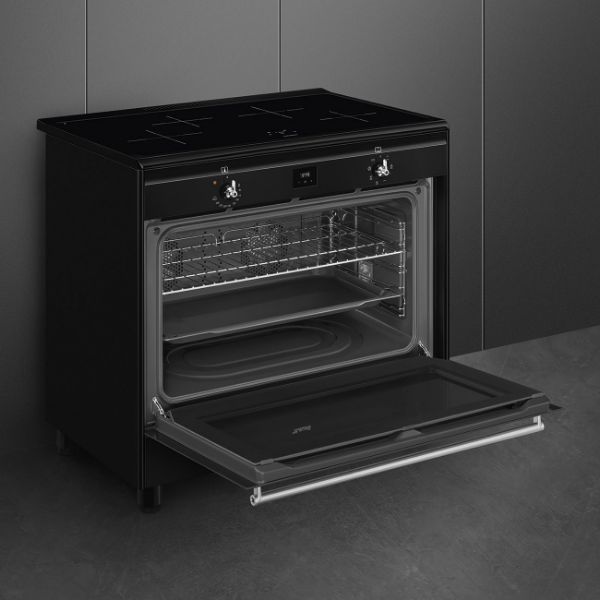 Smeg CX91IMBL 90cm Concert Induction Range Cooker in Black _ side view open oven