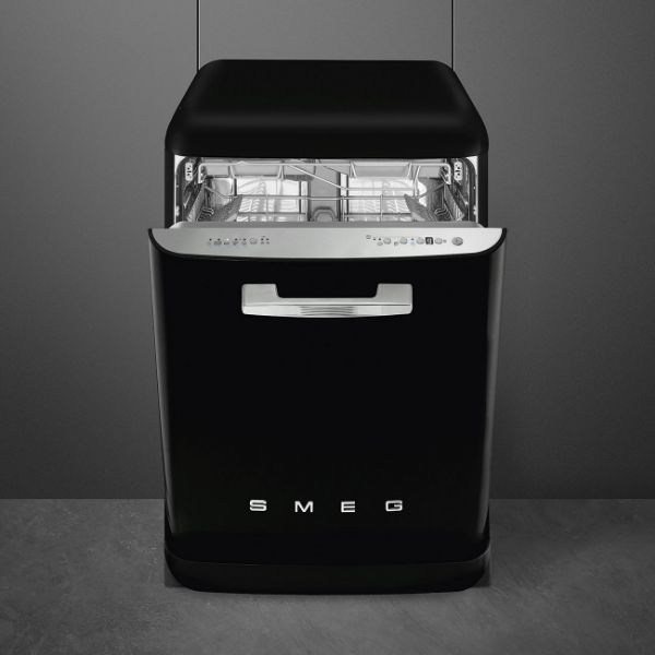 Smeg DFFABBL 60cm 50s style Freestanding Dishwasher in Black _ front view