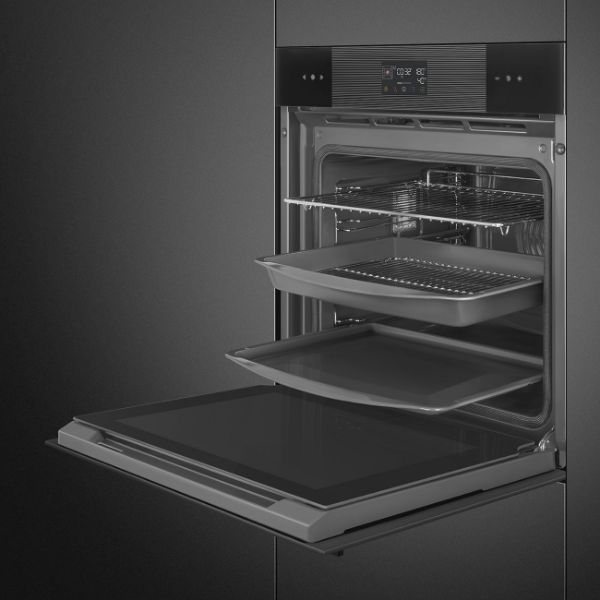 SOP6102S2PB3 60cm Linea Pyrolytic SteamOne Oven Pure Black shelves