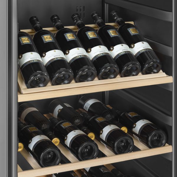 Smeg SCV115G 60cm Freestanding Classic Wine Cooler with Right Hand Hinge SS shelves 2