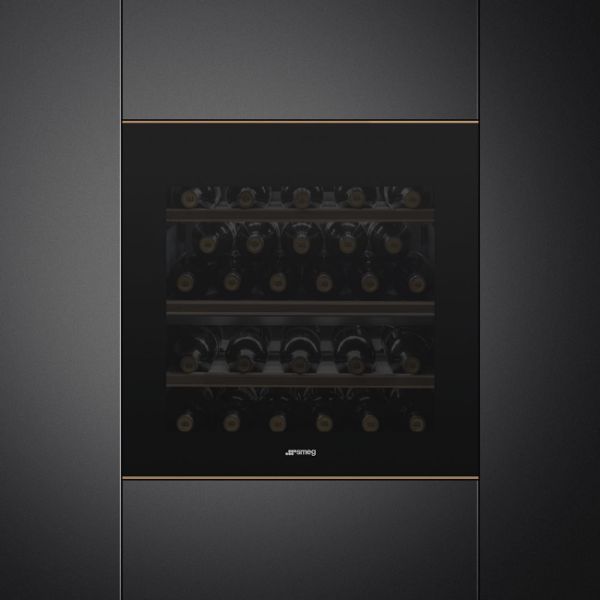 Smeg CVI629NR3 60cm Height Dolce Stil Novo Wine Cooler Reversible Hinge main 2