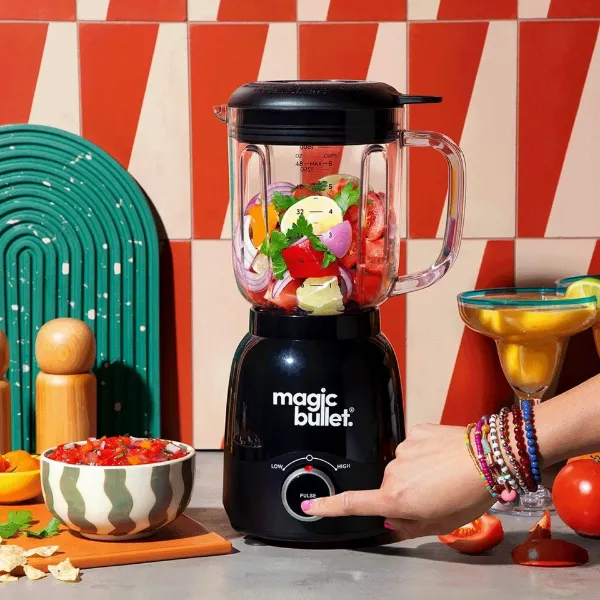 Nutribullet 02643 Magic Bullet Blender - Black_in use 2