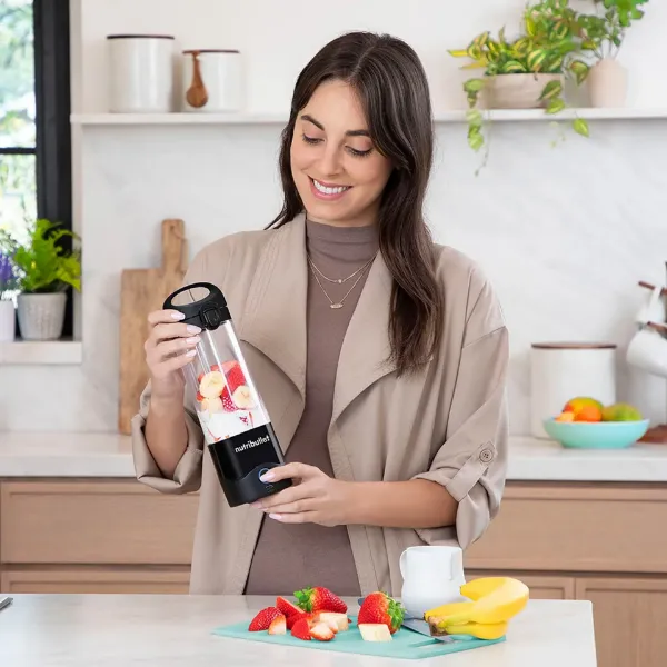 Nutribullet 02306 Portable Blender - Black_in use
