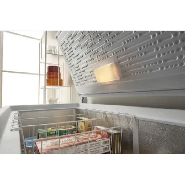 Indesit Low Frost OS 2A 250 H2 1 Chest Freezer - White_inside