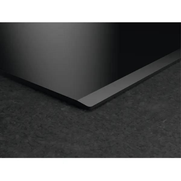 AEG Bridge 80cm 7000 SenseBoil Induction Hob_edge