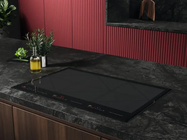 AEG TR84IT00FB 80cm 6000 TotalFlex Induction Hob_above