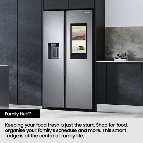 Samsung RS90F66BEFEU Family Hub™ 614L Smart American Fridge Freezer in Black_family hub