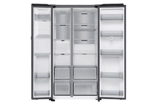 Samsung RS90F66BETEU Samsung Family Hub™ 614L Smart American Fridge Freezer in Silver_interior