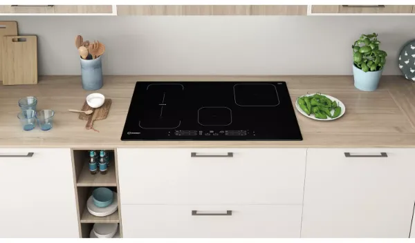 Indesit IB 21B77 NE Induction glass-ceramic hob - Black demo