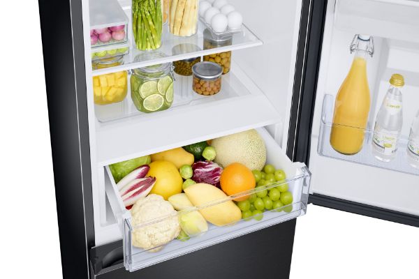 Samsung RB34C632EBN/EU 59.5cm 60/40 SpaceMax 341L Frost Free Fridge Freezer - Black_fridge drawers