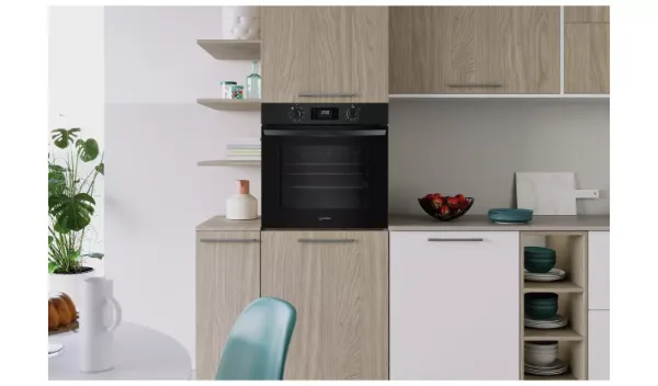 Indesit IO 253 B UK Turn&Go Electric Single Fan Oven - Black main 2