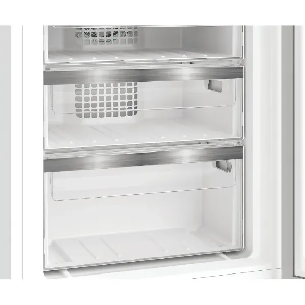 Hotpoint HPKH 1262B4 UK Integrated No Frost 50/50 Fridge Freezer drawers 4