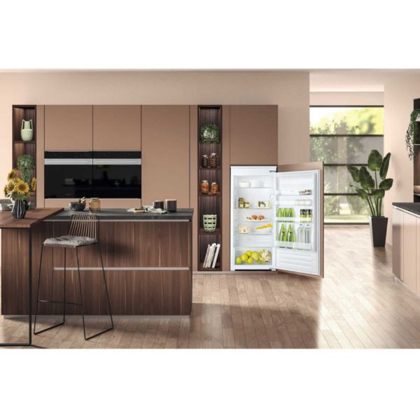 Hotpoint HS 12 A1 D.UK 2 Integrated Low Frost Tall Fridge open 