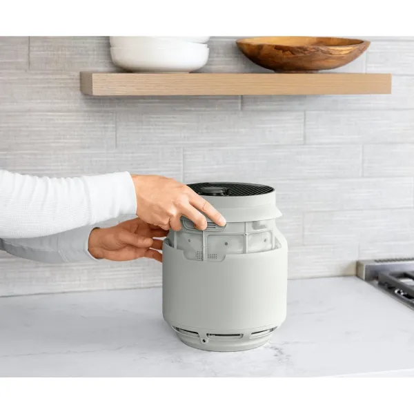 Shark HP072UK NeverChange5 Air Purifier Compact Pro - Dove_in use