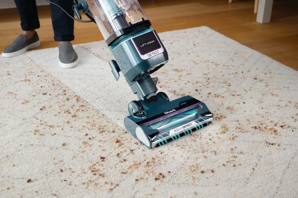 Shark LA791UKT Detect Pet Pro Upright Corded Vacuum - Adriatic Teal / Silver_rugs