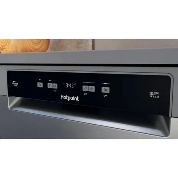 Hotpoint HFC 3C26 WC X UK Freestanding Full Size Dishwasher_Display