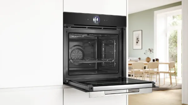 Bosch HRG7764B1B Built-in Oven with Added Steam Function in Black