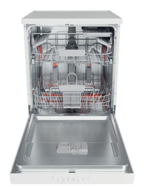 Hotpoint HFC 3C26 W C UK Freestanding Dishwasher with 14 Place Settings - White