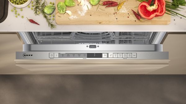 Neff S153HTX02G Full Size Integrated Dishwasher with 13 Place Settings
