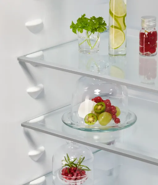 AEG NSC7N18ZES 54.6cm 70/30 Built In Frost Free Fridge Freezer