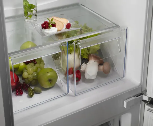 AEG NSC7N18ZES 54.6cm 70/30 Built In Frost Free Fridge Freezer
