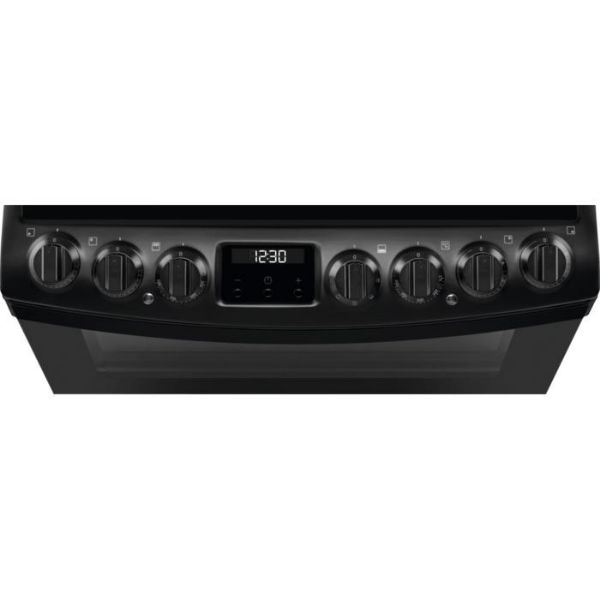 AEG CIB6743MCB 6000 SteamBake 60cm Freestanding Electric Induction Cooker Matte Black_Induction Hob Close Up