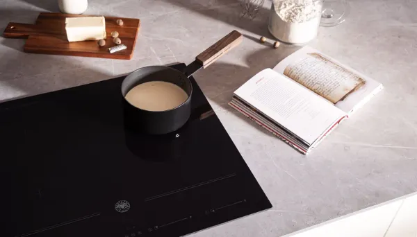 Bertazzoni P604I2M28NVS Modern Series 60cm 4 Zones inc 2 Multi Zones Induction Hob in Black