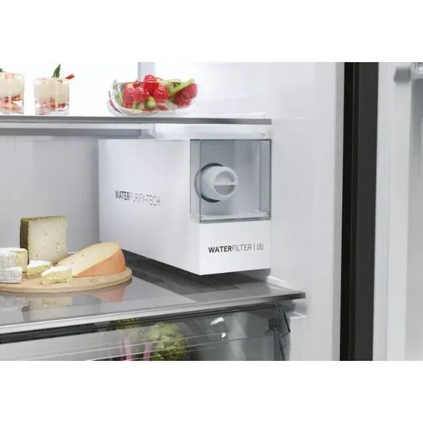 Haier HSW79F18DIPT SBS 90 Series 7 American Fridge Freezer - Slate Black - 601L_water