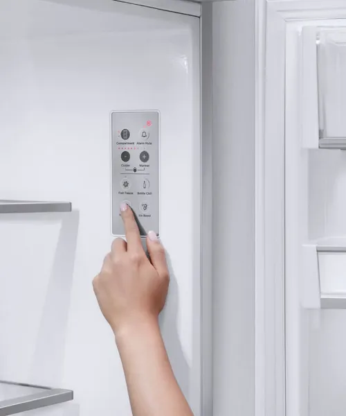 Fisher & Paykel RS90AU3 Integrated French Door Fridge Freezer with Ice Maker - 900mm
