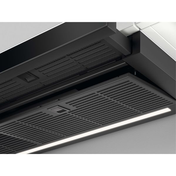 AEG GDP869PB 7000 SilenceTech Telescopic Cooker Hood Black_Close Up