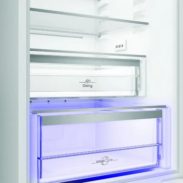 Hotpoint HPK25292B4UK 54cm 70/30 Integrated Fridge Freezer - White