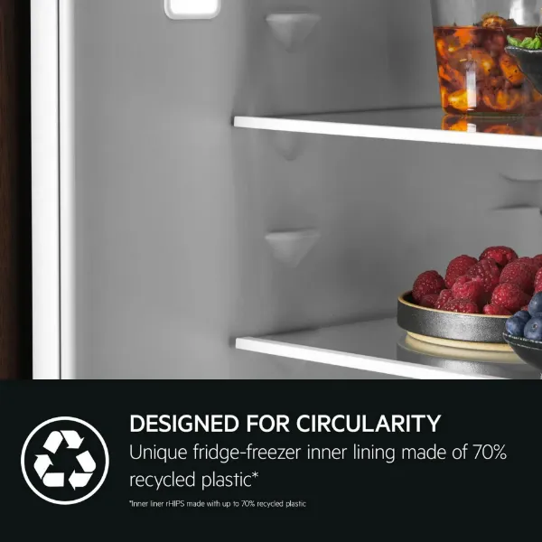 AEG NSC7T185ES 54.6cm 50/50 Built In Frost Free Fridge Freezer