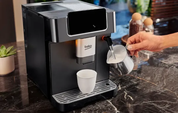 Beko CED7524X CaffeExperto Series Espresso Machine with Integrated Grinder and Milk Cup - Silver