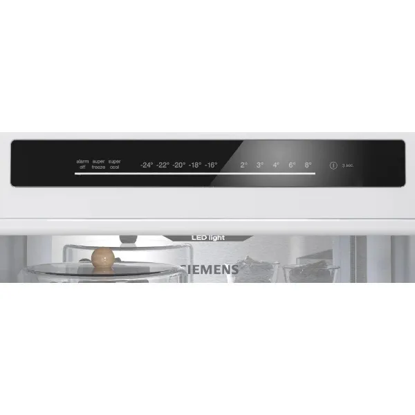 Siemens KG36NVICG Free-standing fridge-freezer with freezer at bottom in stainless steel_controls